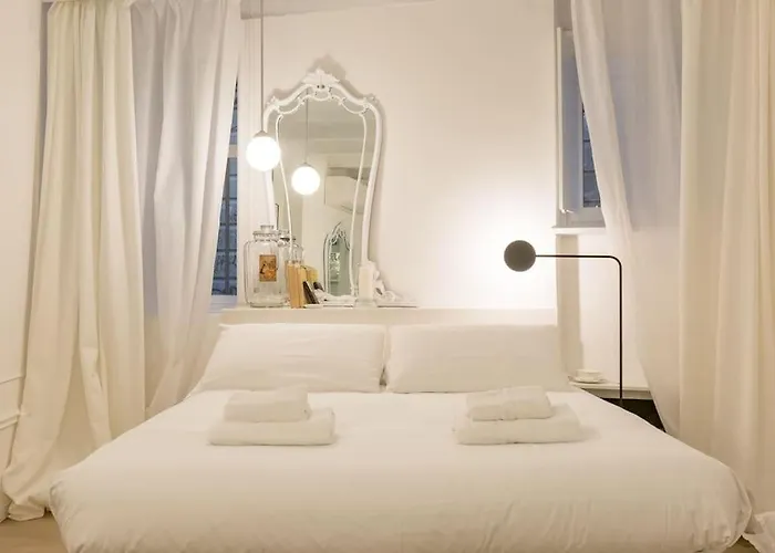 Punto Fermo In Center 023091-loc-01911